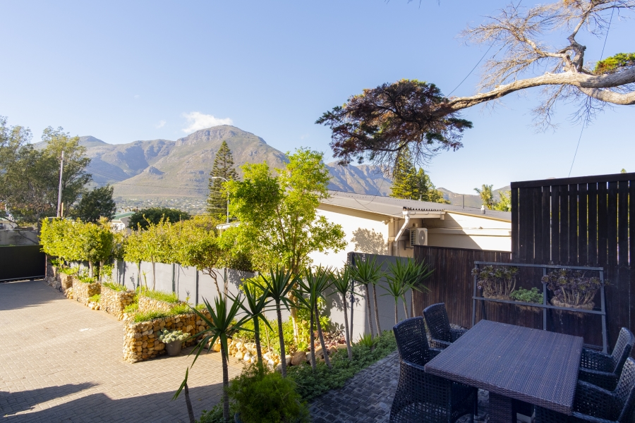 To Let 1 Bedroom Property for Rent in Hout Bay Western Cape